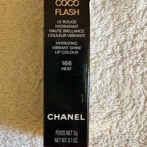 CHANEL Coco Flash Lipstick - Heat